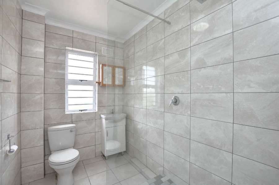 To Let 2 Bedroom Property for Rent in West Beach Western Cape